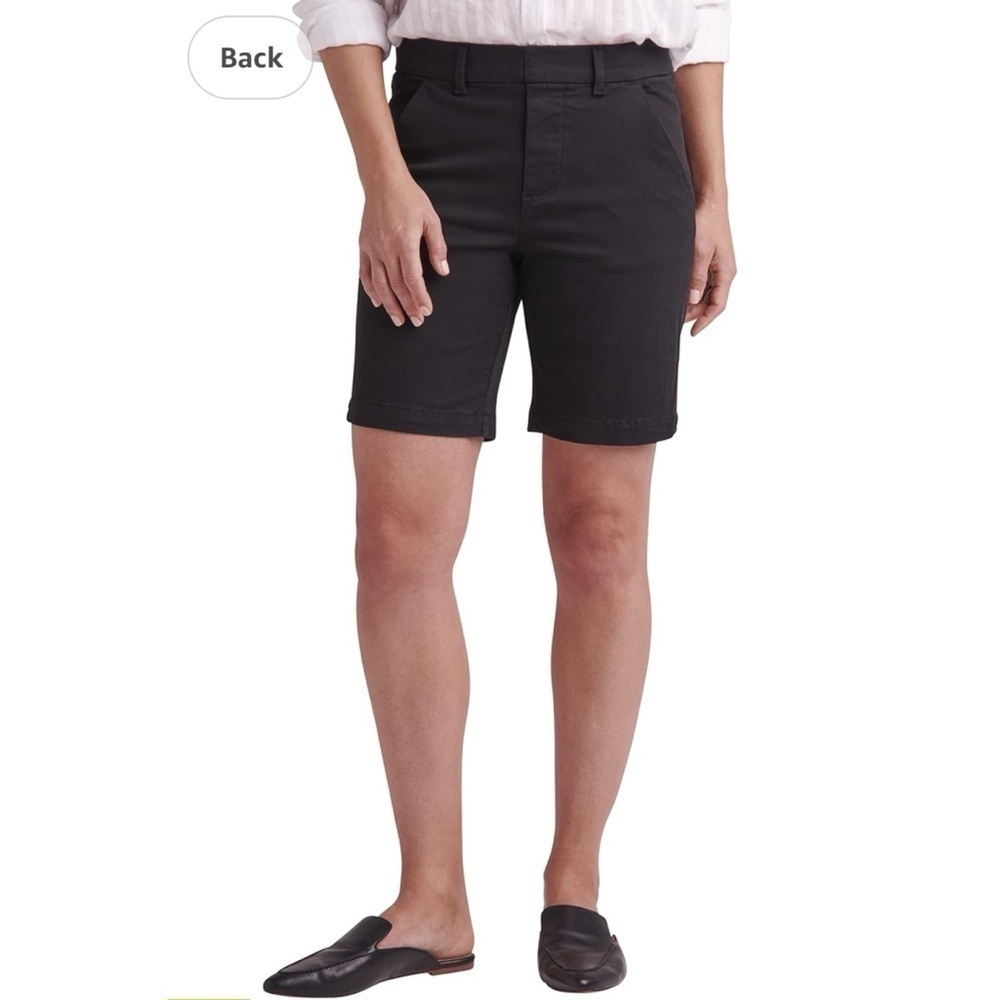 NWT JAG Women's Maddie Pull-on Shorts size 8 Black 8-inch Inseam